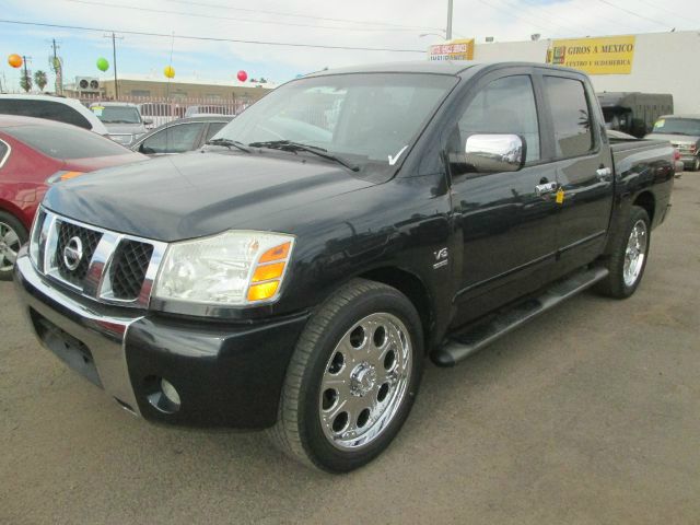 2004 Nissan Titan 4X4 Le3rd Rowone Owner