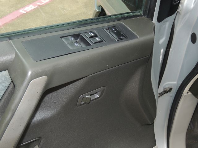 2004 Nissan Titan SL K-15