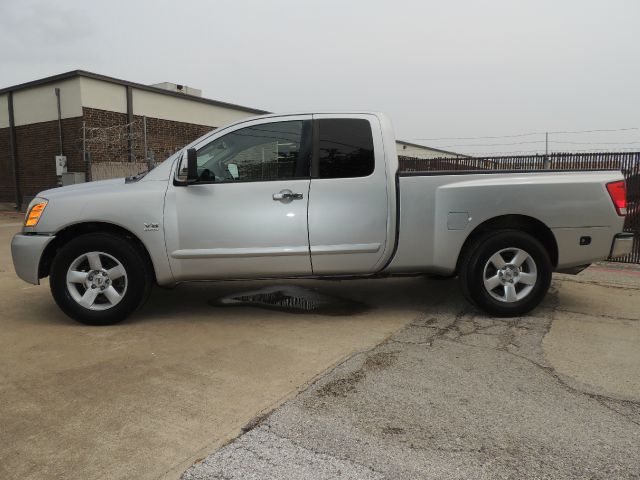 2004 Nissan Titan SL K-15