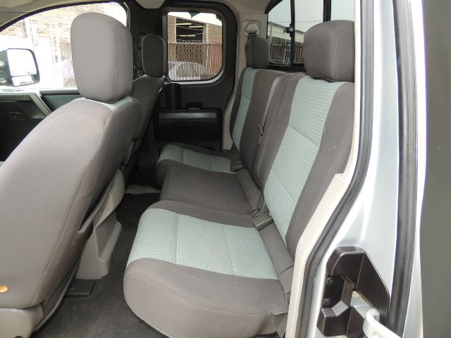 2004 Nissan Titan SL K-15