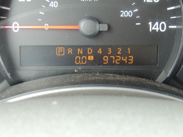 2004 Nissan Titan SL K-15