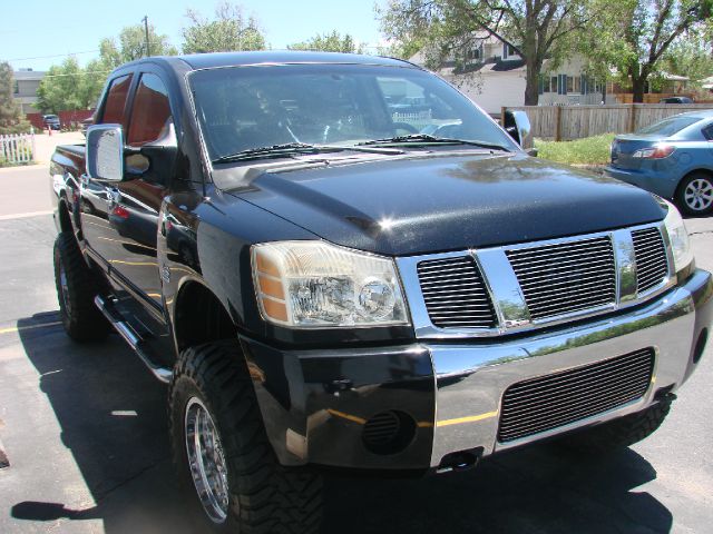 2004 Nissan Titan SLT EXT CAB 4X2