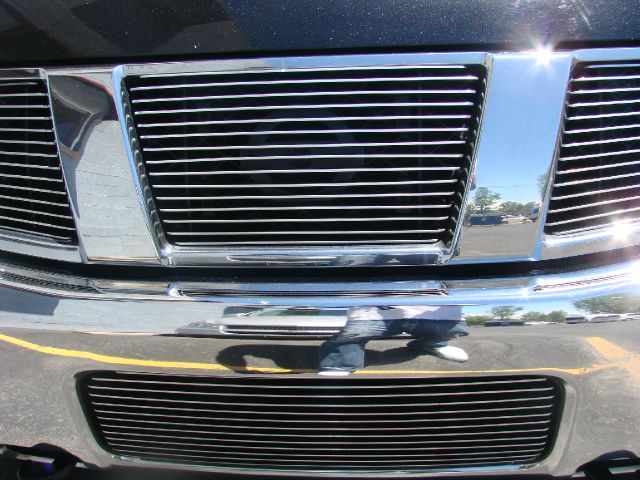 2004 Nissan Titan SLT EXT CAB 4X2