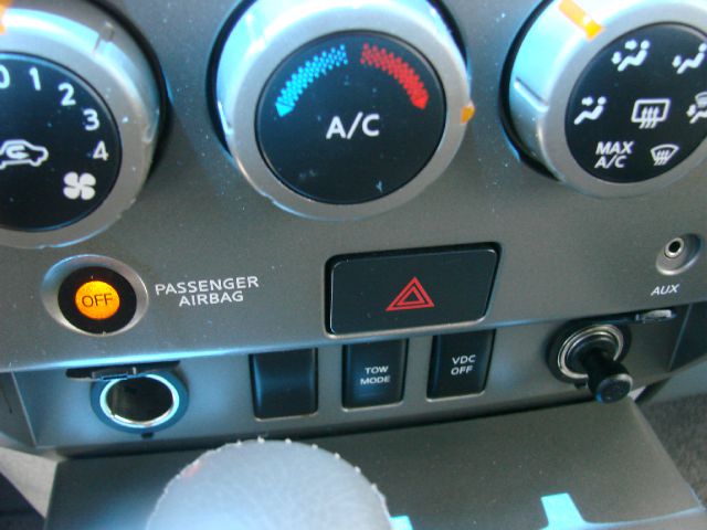 2004 Nissan Titan SLT EXT CAB 4X2