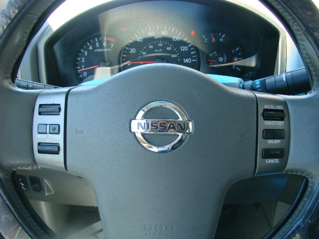 2004 Nissan Titan SLT EXT CAB 4X2