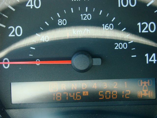 2004 Nissan Titan SLT EXT CAB 4X2