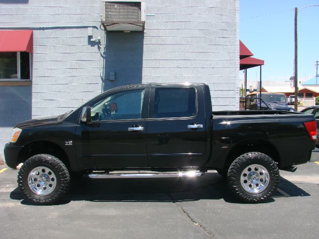 2004 Nissan Titan SLT EXT CAB 4X2