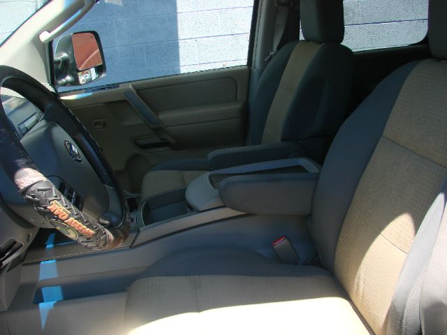 2004 Nissan Titan SLT EXT CAB 4X2