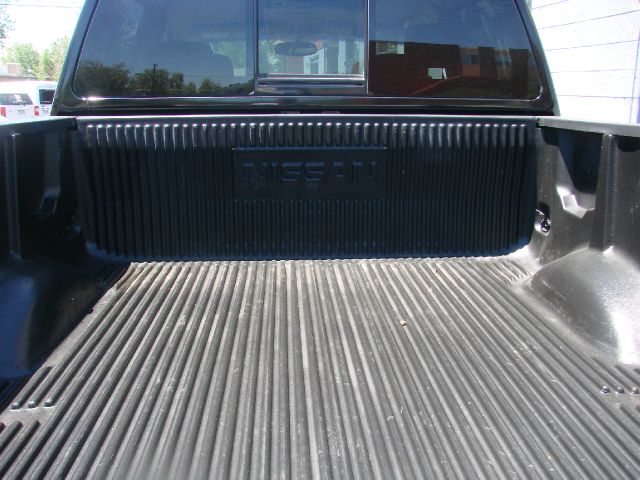 2004 Nissan Titan SLT EXT CAB 4X2