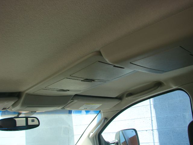 2004 Nissan Titan SLT EXT CAB 4X2