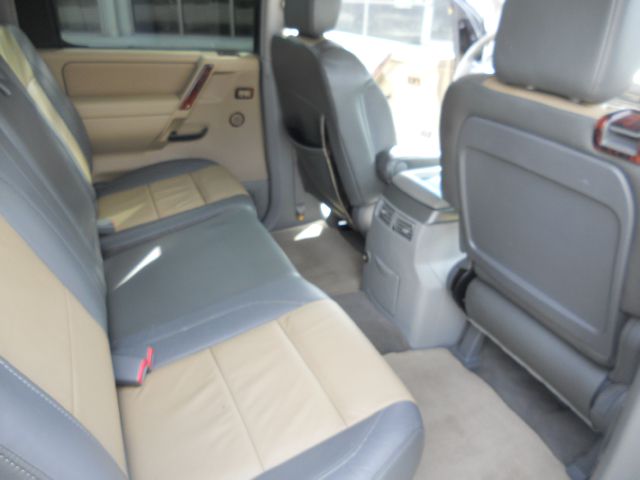 2004 Nissan Titan 4X4 Le3rd Rowone Owner