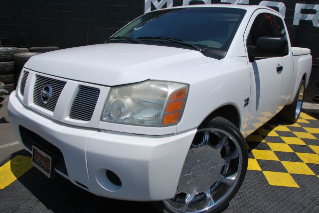 2004 Nissan Titan 3.0is -AWD