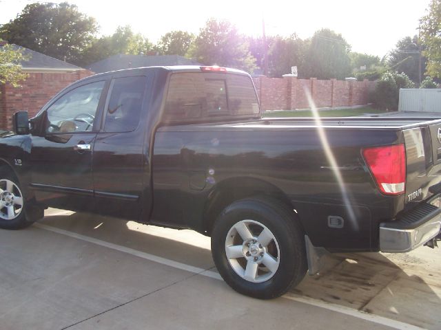 2004 Nissan Titan SL K-15