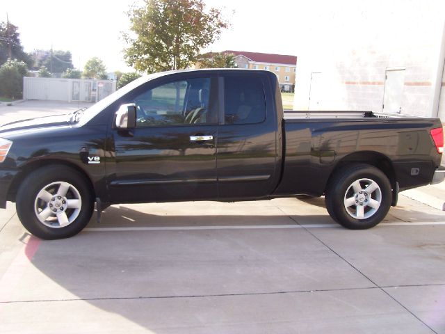 2004 Nissan Titan SL K-15