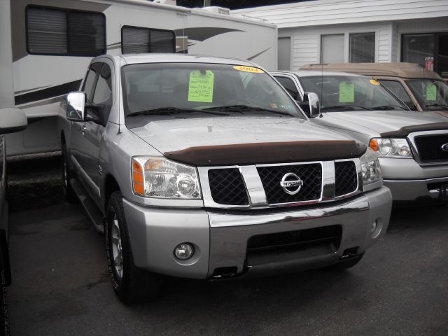 2004 Nissan Titan SLT EXT CAB 4X2