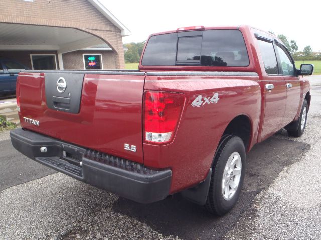 2004 Nissan Titan GLS Touring A/T