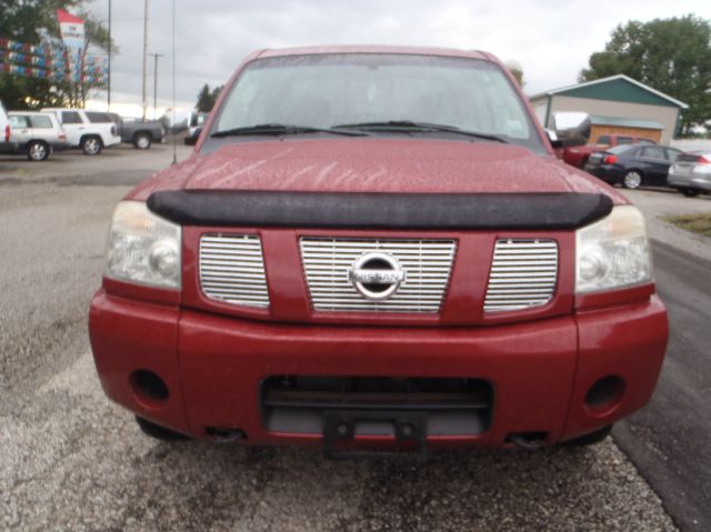2004 Nissan Titan GLS Touring A/T