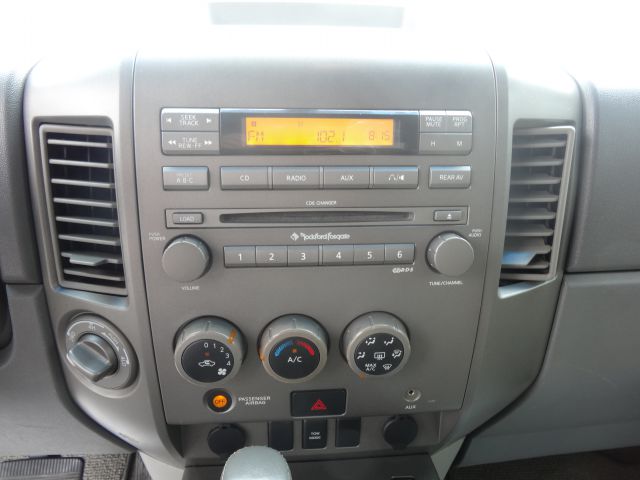 2004 Nissan Titan SLT EXT CAB 4X2