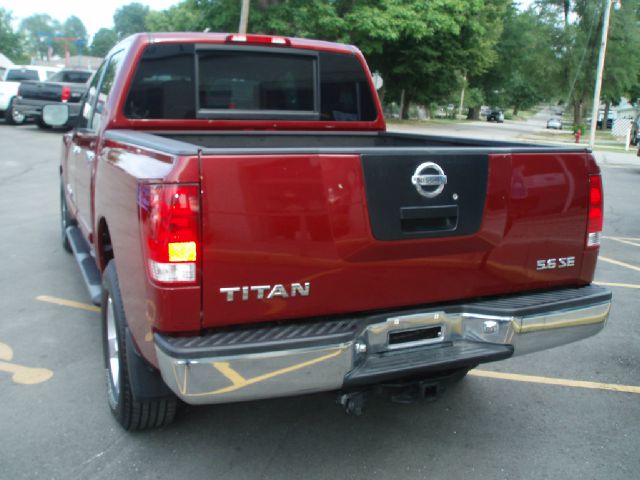 2005 Nissan Titan SLT EXT CAB 4X2