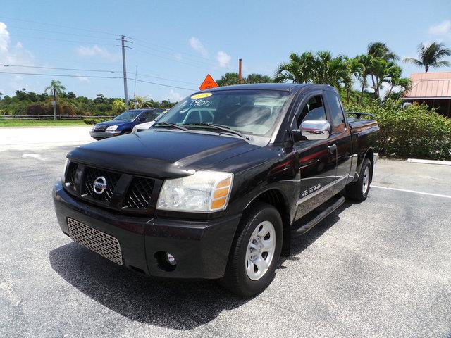 2005 Nissan Titan SL K-15