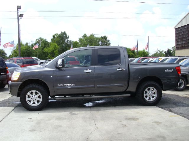 2005 Nissan Titan GLS Touring A/T