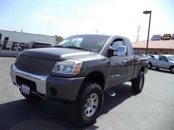 2005 Nissan Titan Unknown