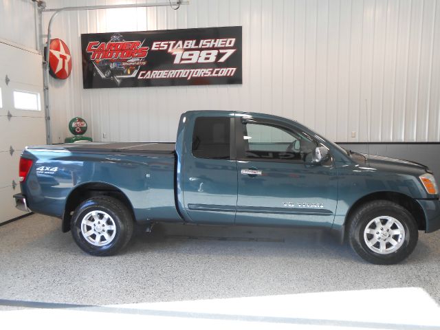 2005 Nissan Titan SE 2WD