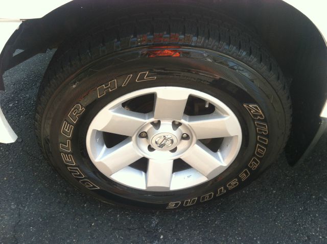 2005 Nissan Titan GLS Touring A/T