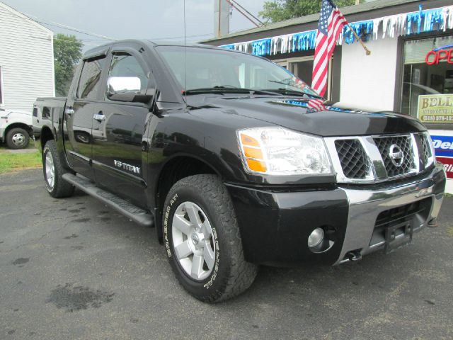 2005 Nissan Titan GLS Touring A/T