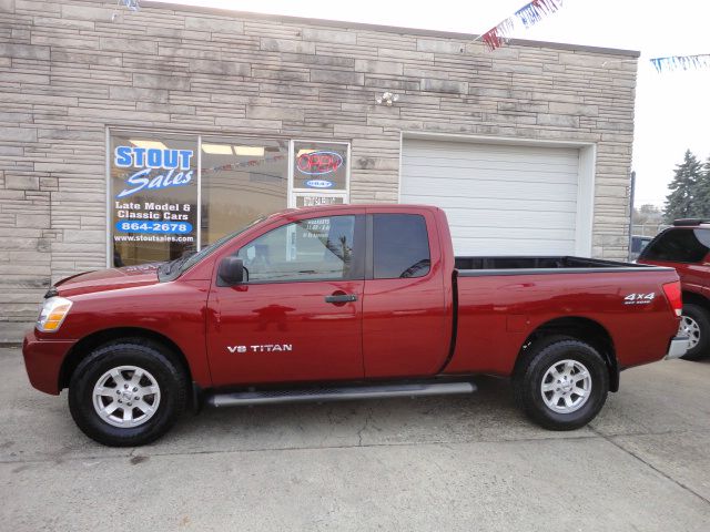 2005 Nissan Titan 2dr Cpe GLS TDI Auto Hatchback