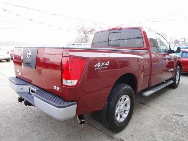 2005 Nissan Titan 2dr Cpe GLS TDI Auto Hatchback