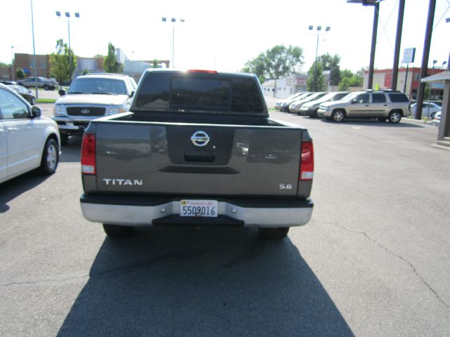 2005 Nissan Titan 4X4 Le3rd Rowone Owner