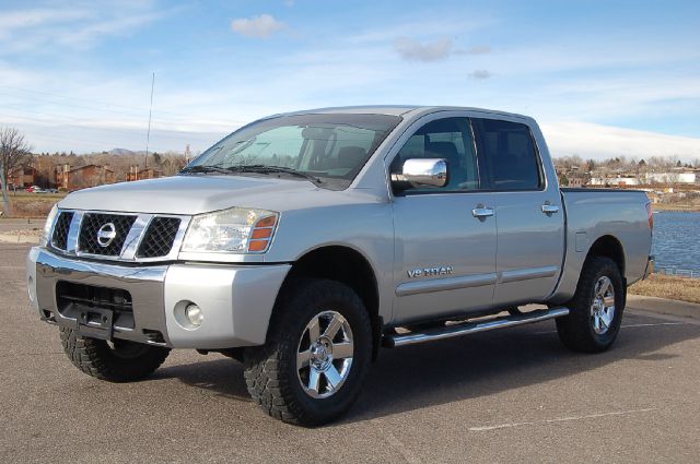 2005 Nissan Titan SLT EXT CAB 4X2