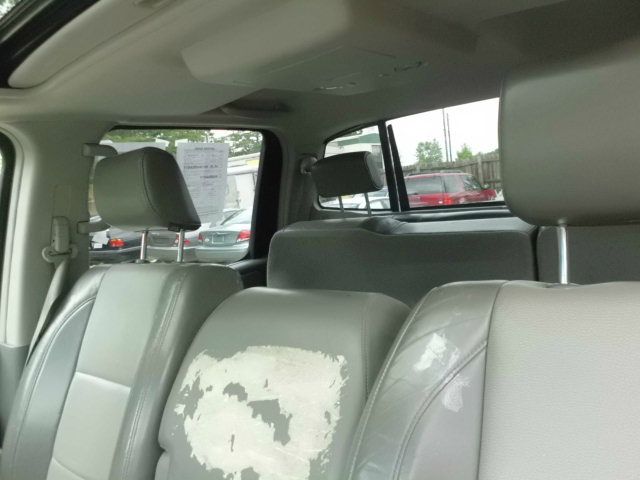 2005 Nissan Titan 4X4 Le3rd Rowone Owner