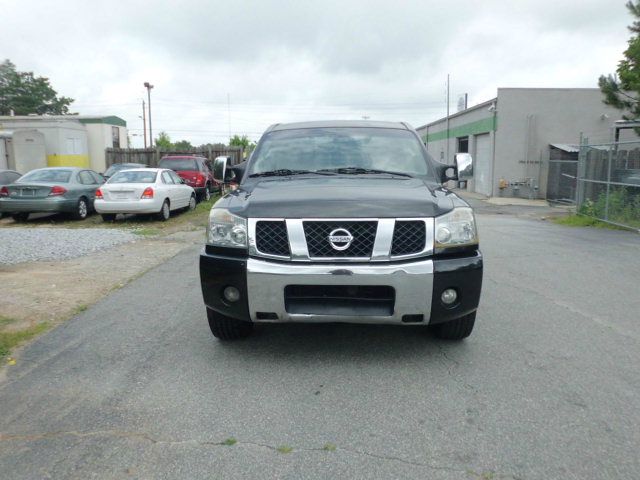 2005 Nissan Titan 4X4 Le3rd Rowone Owner