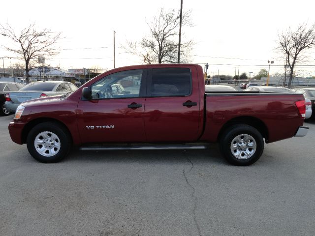 2005 Nissan Titan 4X4 Le3rd Rowone Owner