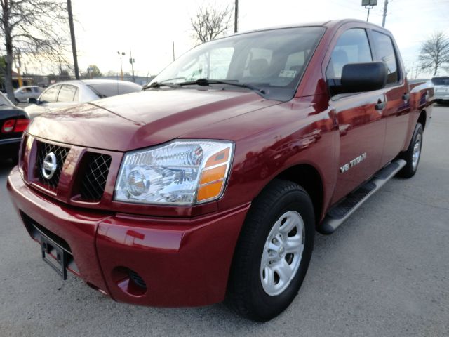 2005 Nissan Titan 4X4 Le3rd Rowone Owner