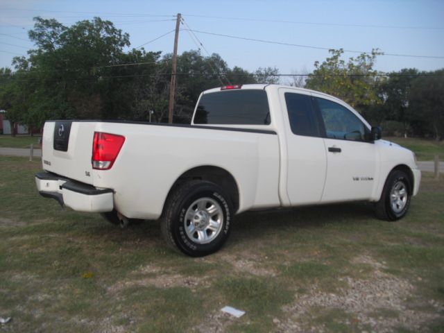 2005 Nissan Titan SL K-15