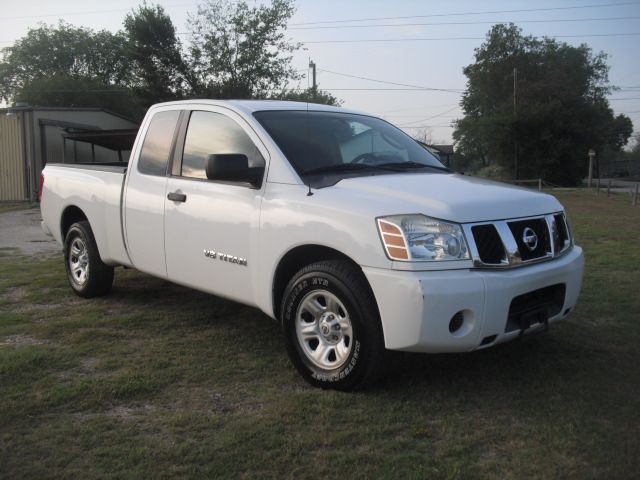 2005 Nissan Titan SL K-15