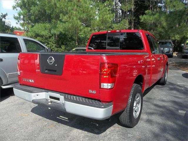 2005 Nissan Titan Unknown