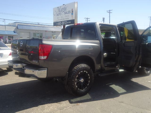 2005 Nissan Titan XLT 4X4 Diesel BAD Credit OK