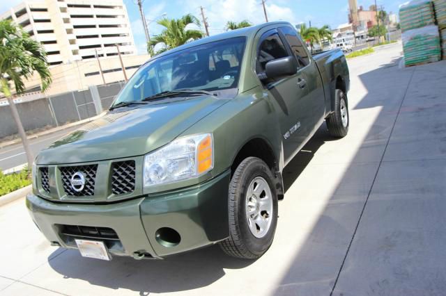 2005 Nissan Titan SE 2WD