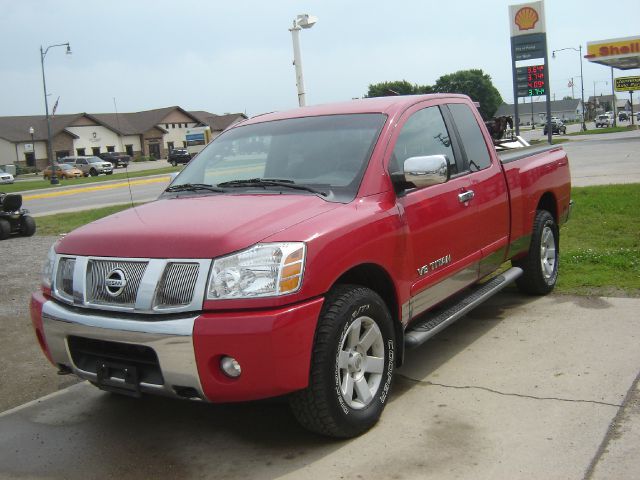 2005 Nissan Titan 4dr Eddie Bauer SUV
