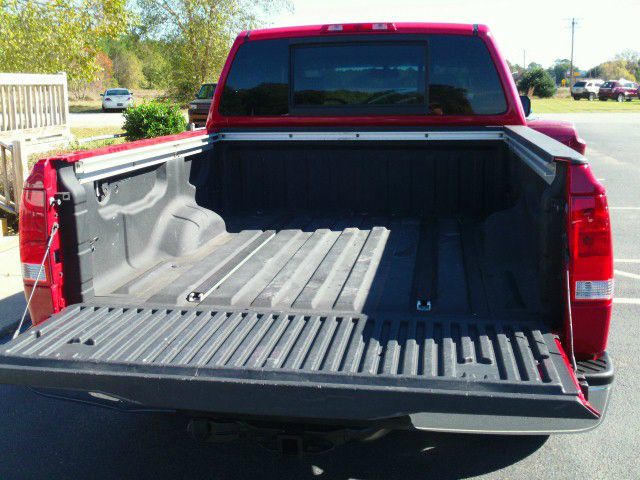 2005 Nissan Titan Unknown