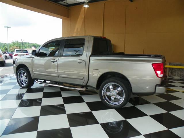 2006 Nissan Titan Unknown