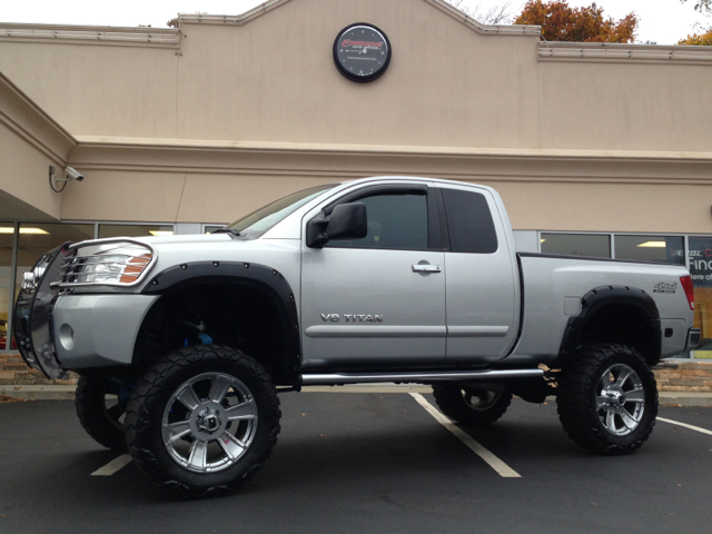 2006 Nissan Titan SE 2WD