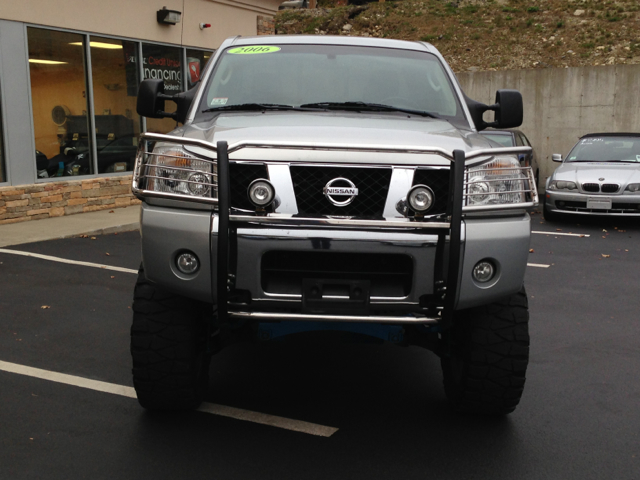 2006 Nissan Titan SE 2WD