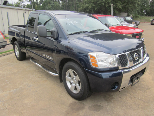 2006 Nissan Titan Unknown