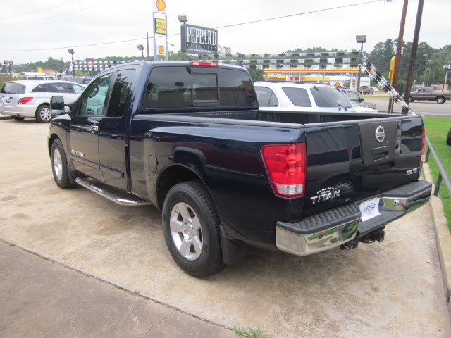 2006 Nissan Titan Unknown