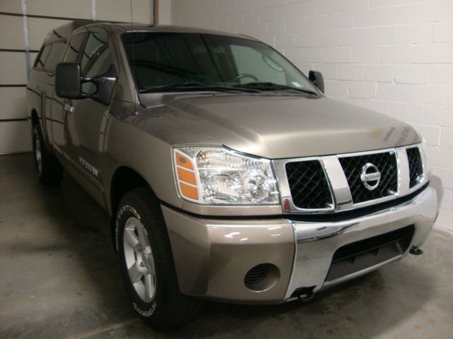 2006 Nissan Titan SE 2WD